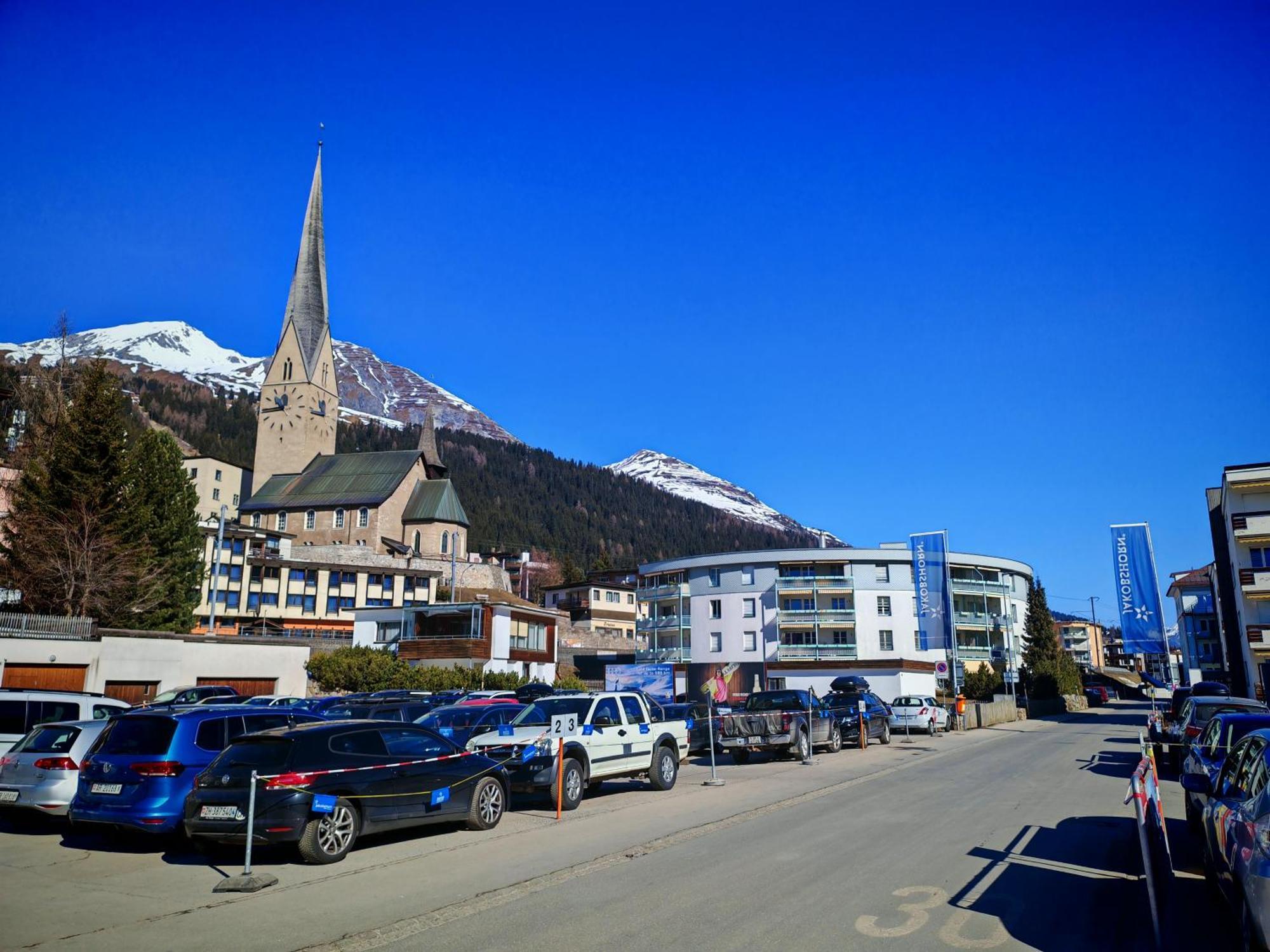 4 115m2 Gartenwohnung An Der Jakobshorn Talstation Neben Wander- Und Mountainbikeparadise Apartment